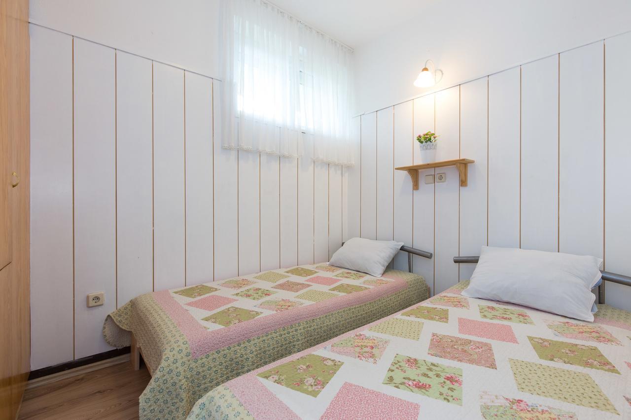 Apartments Pavic มาลินสกา ภายนอก รูปภาพ